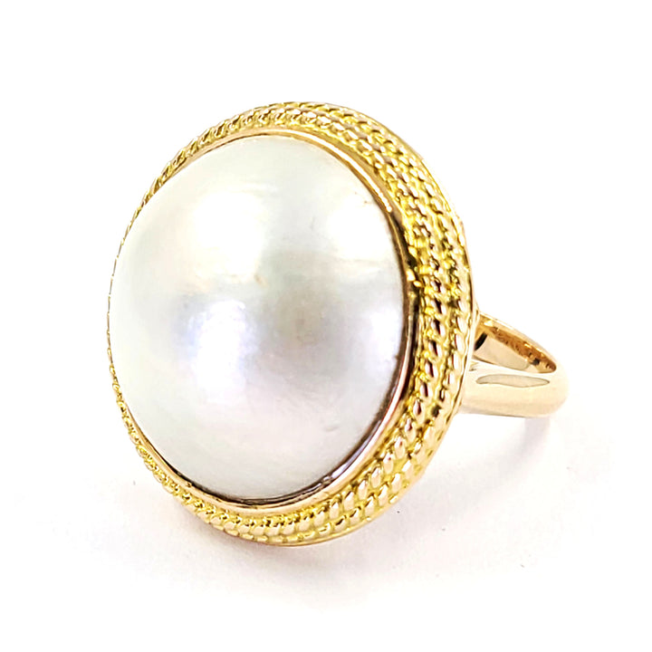 18K Yellow Gold Mabe Pearl Ring