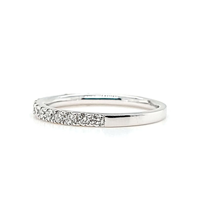 Alianza de boda de diamantes de 0,42 quilates