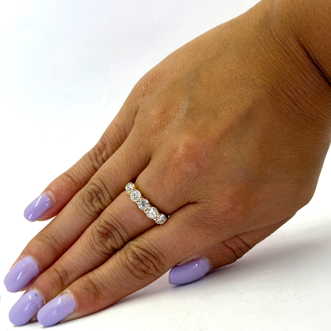 1.50cttw 5 Stone Diamond Ring