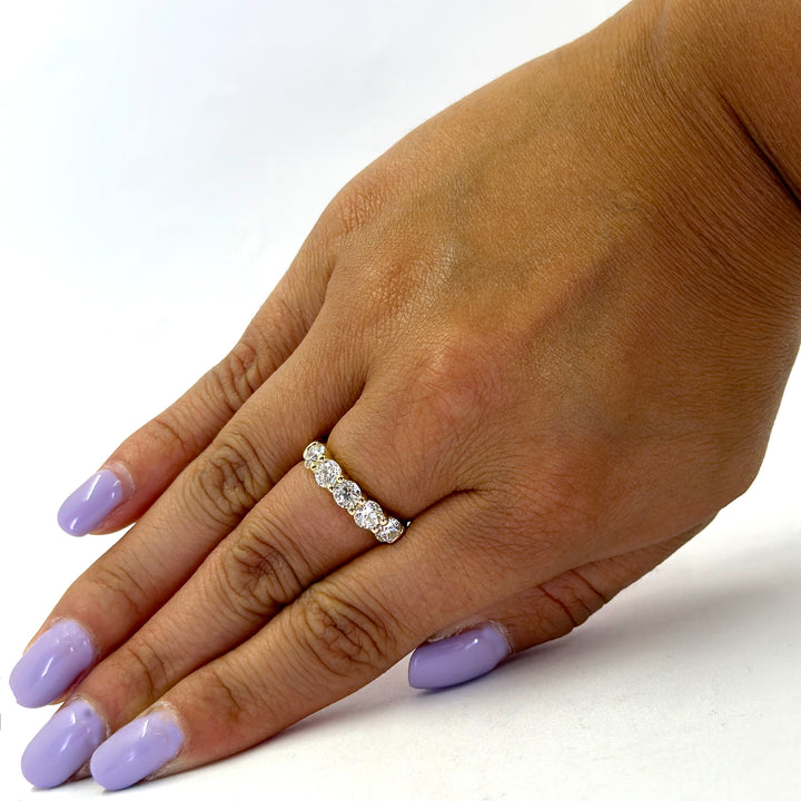 1.50cttw 5 Stone Diamond Ring