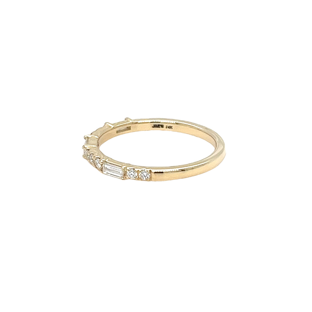 14K Yellow Gold Diamond Band