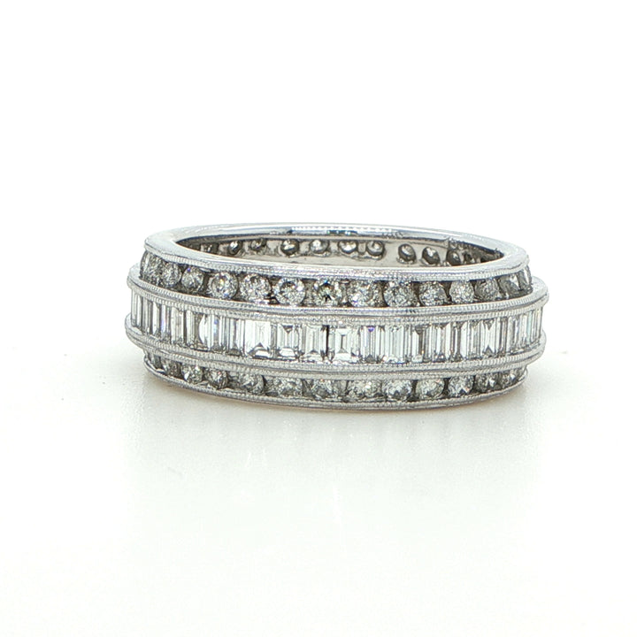 18K White Gold Baguette & Round Diamond Band Ring