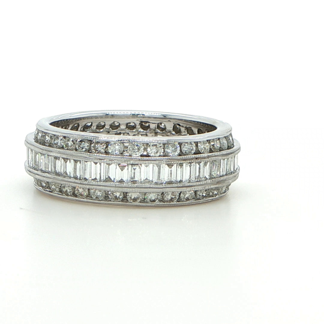 18K White Gold Baguette & Round Diamond Band Ring
