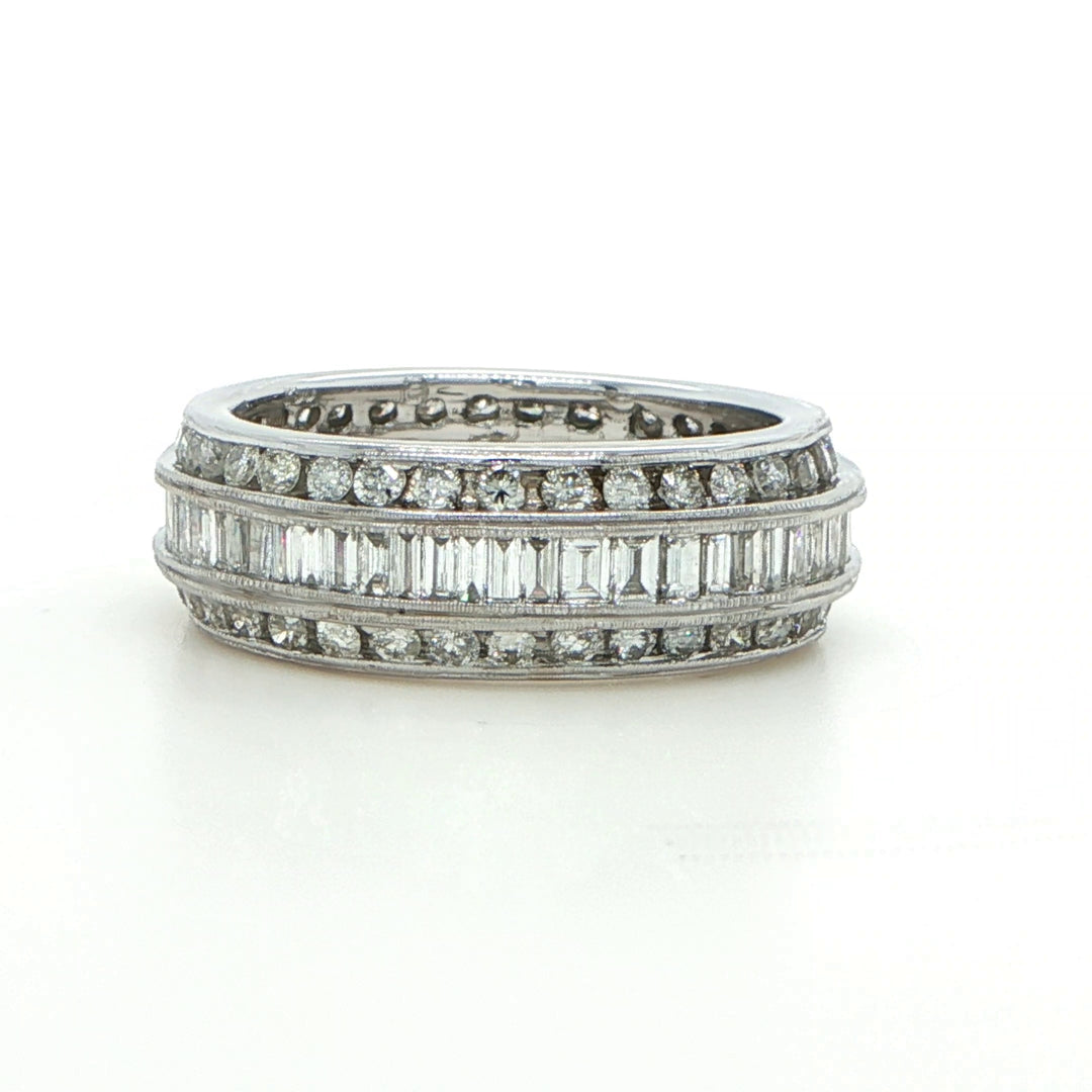 18K White Gold Baguette & Round Diamond Band Ring