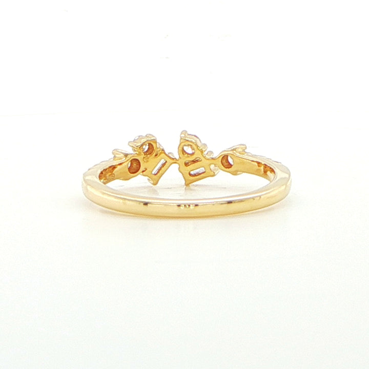 18K Yellow Gold Baguette & Round Diamond Band