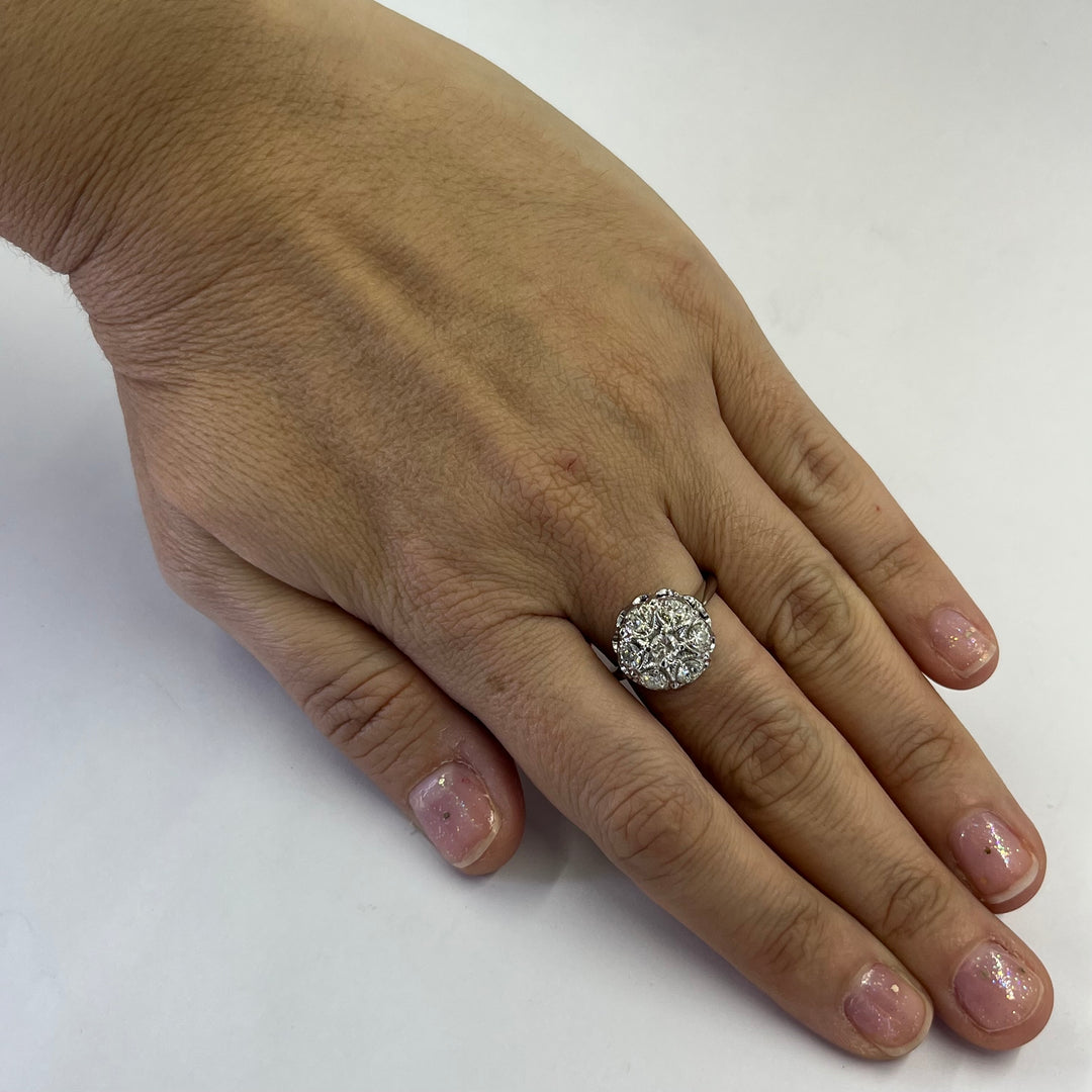 14K White Gold Cluster Diamond Ring