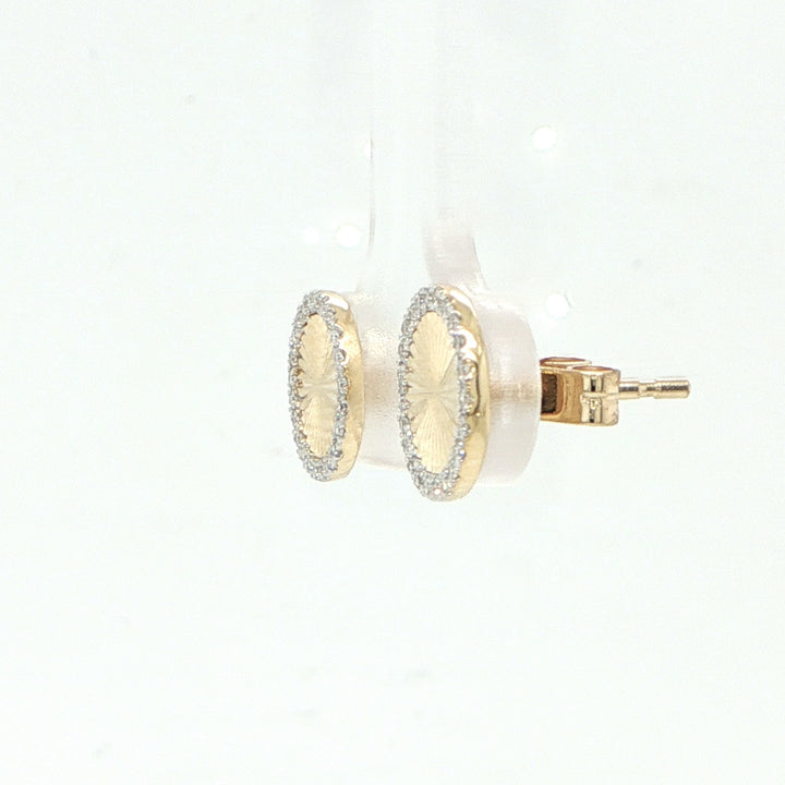 14K Yellow Gold Diamond Circle Stud Earring