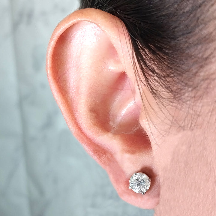 1.62 Carat Diamond Stud Earrings