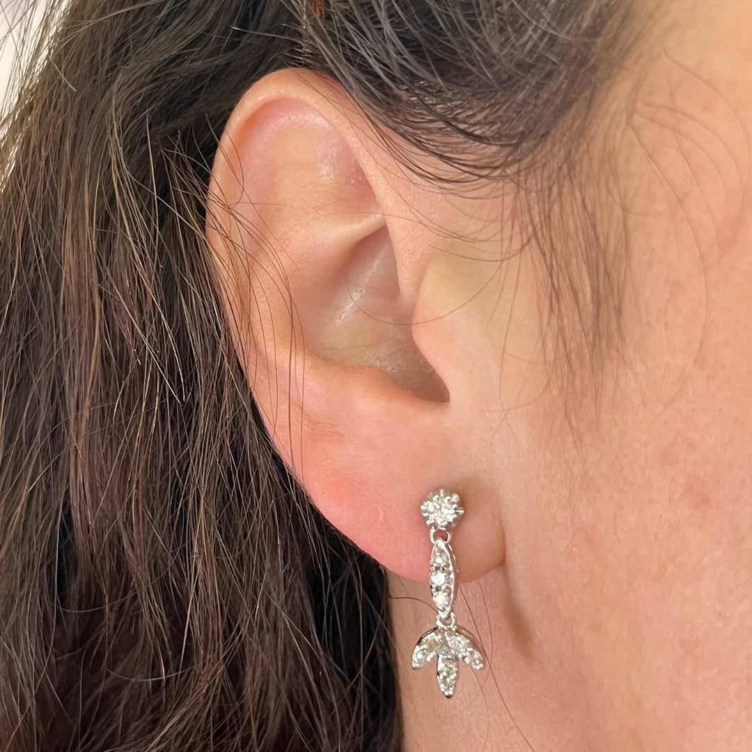 14K White Gold Diamond Drop Earrings