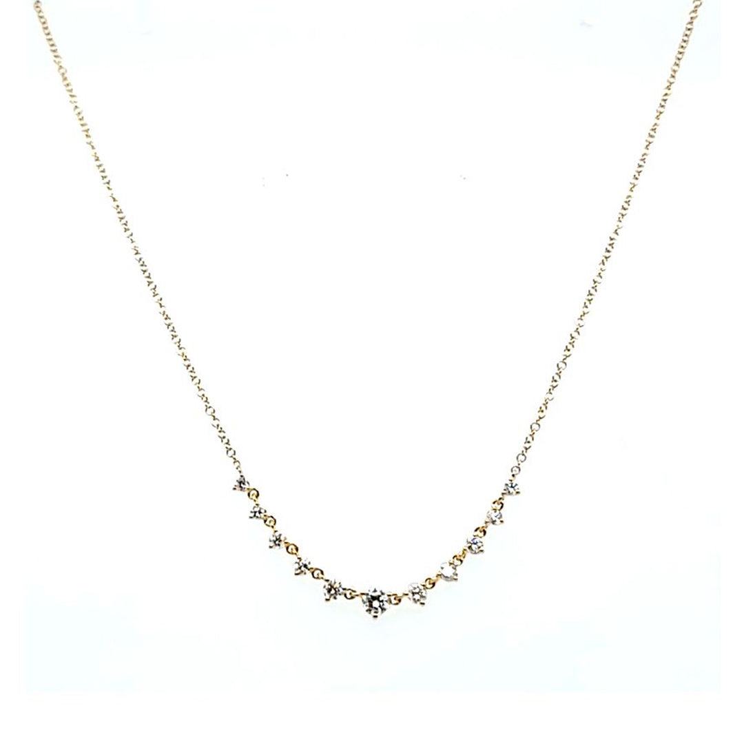 Collar de diamantes graduados