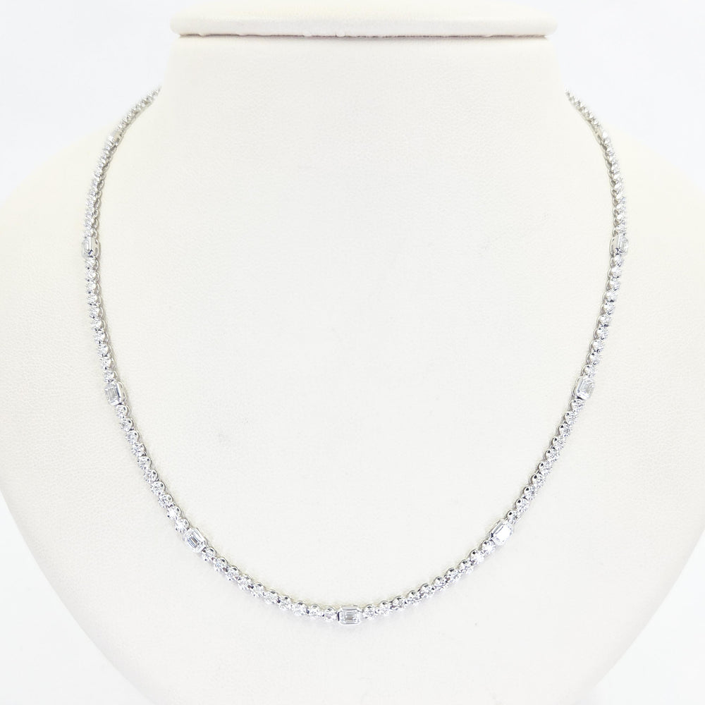 14K White Gold Diamond Tennis Necklace