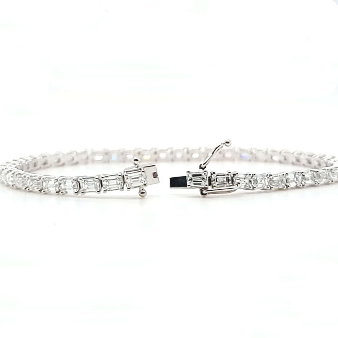 Baguette Cut Diamond Line Bracelet