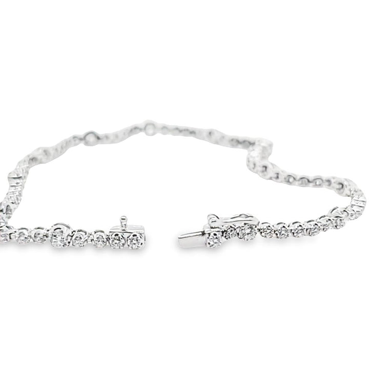 1.96 Carat Alternating Diamond Bracelet