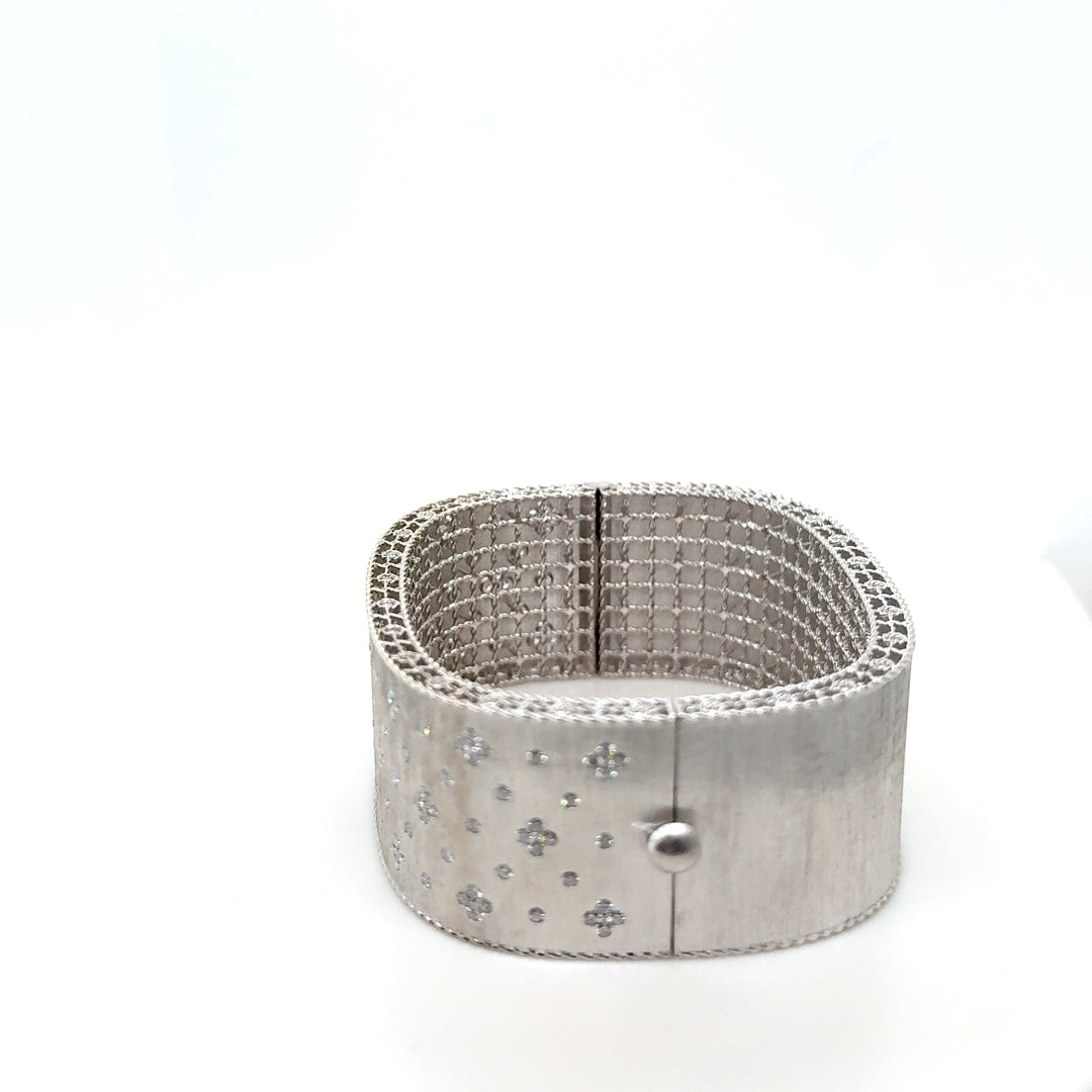 Roberto Coin Princess Fleur De Lis 18K White Gold Diamond Satin Bangle