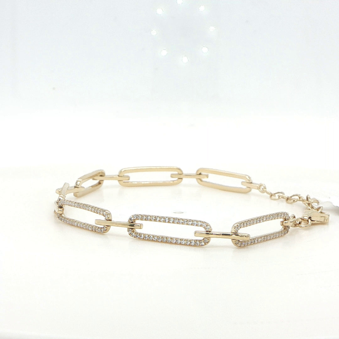 14K Yellow Gold Diamond Oval Link Bracelet