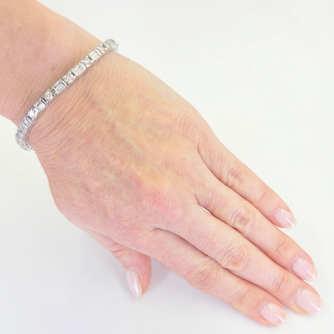 18K White Gold Diamond Dot Dash Tennis Bracelet