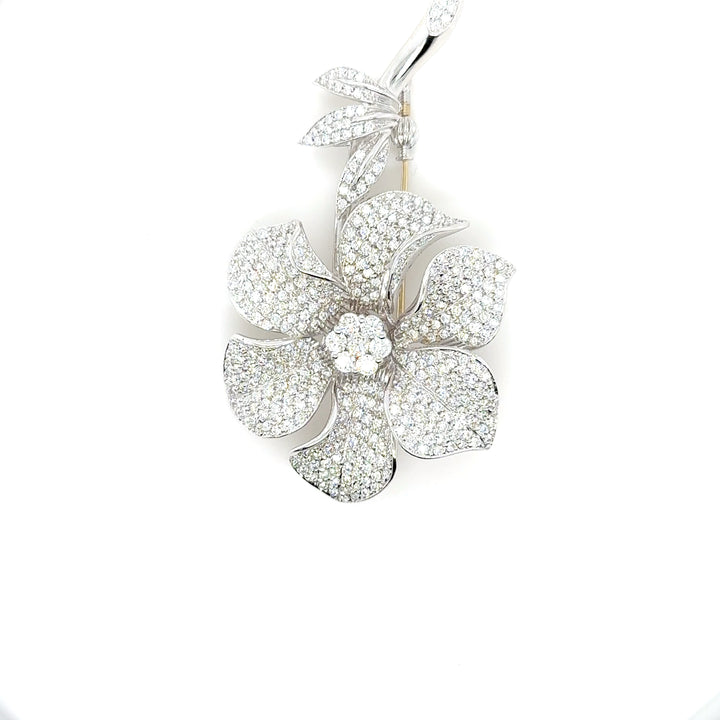 18K White Gold Floral Diamond Brooch