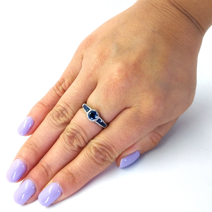 Anillo de zafiro y diamantes