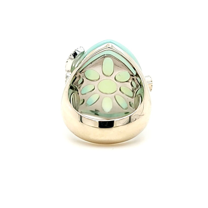 Anillo de cóctel de calcedonia y diamantes