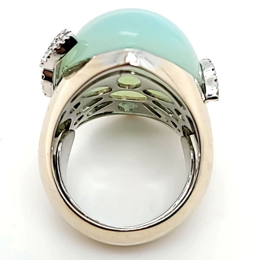 Anillo de cóctel de calcedonia y diamantes