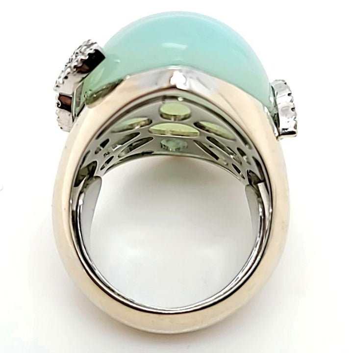 Anillo de cóctel de calcedonia y diamantes