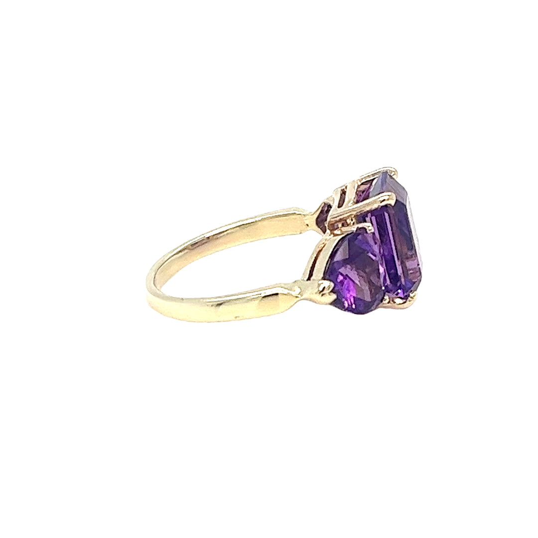 14K Yellow Gold Amethyst 3-Stone Ring