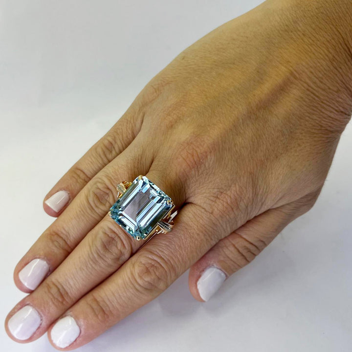 Aquamarine Retro Ring