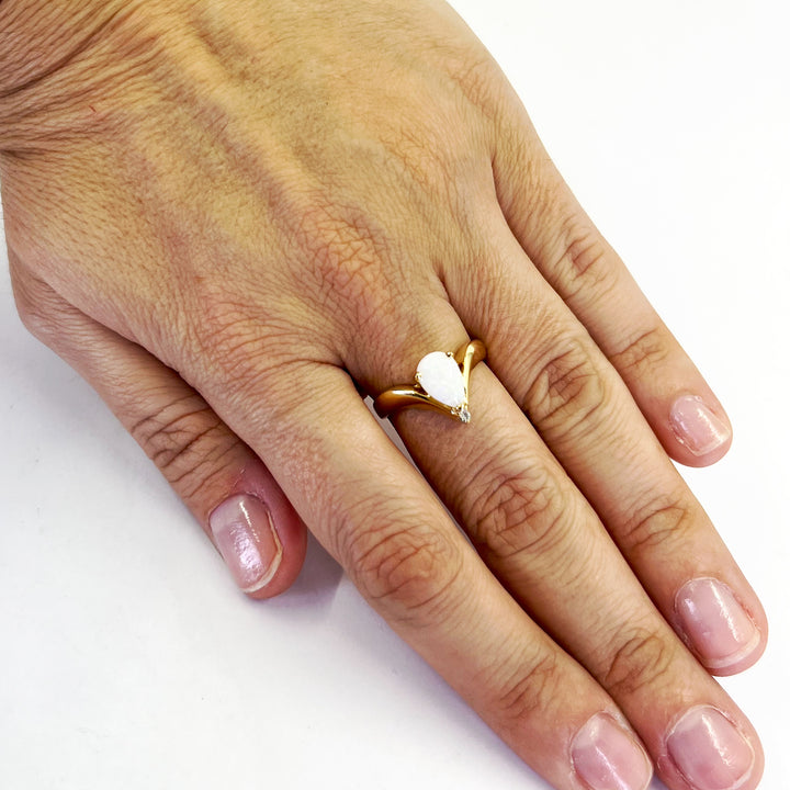 14K Yellow Gold Pear-Cut Opal Ring