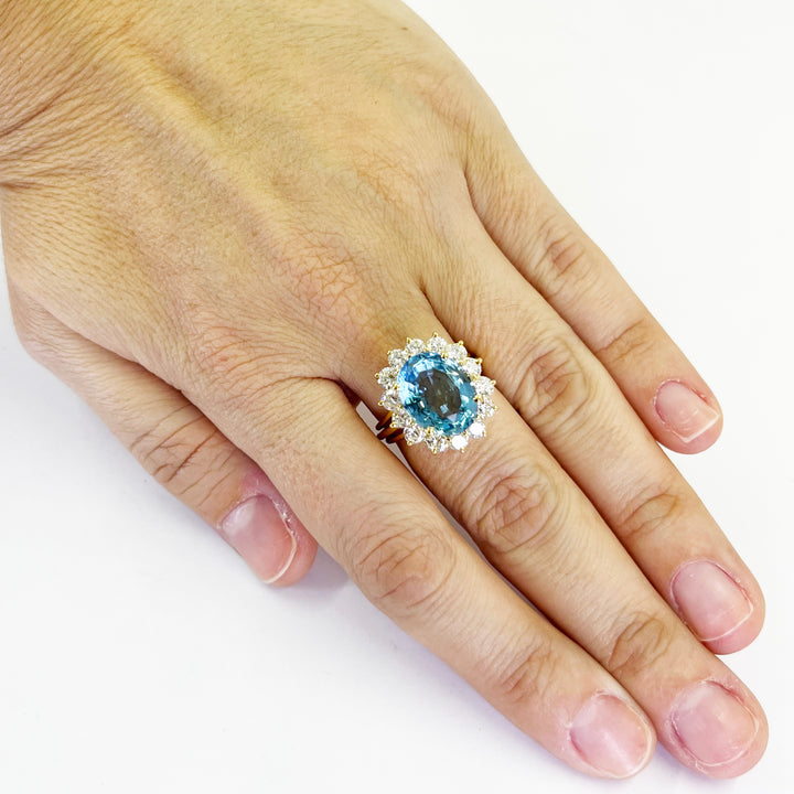 18K Yellow Gold Aquamarine & Diamond Halo Ring