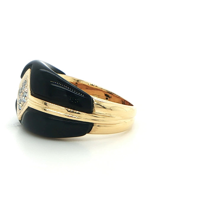 18K Yellow Gold Black Onyx & Diamond Ring