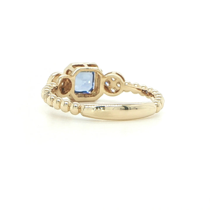 14K Yellow Gold Cornflower Blue Sapphire & Diamond Ring