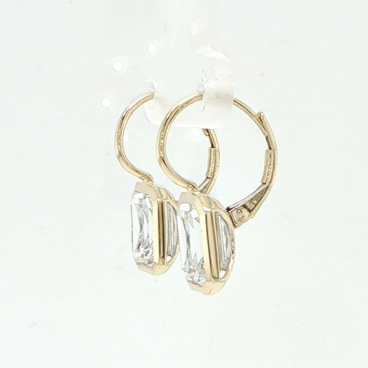 14K Yellow Gold White Topaz Leverback Earrings