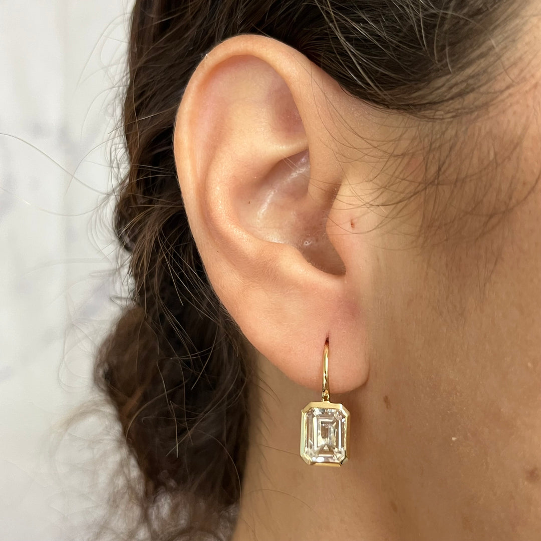 14K Yellow Gold White Topaz Leverback Earrings