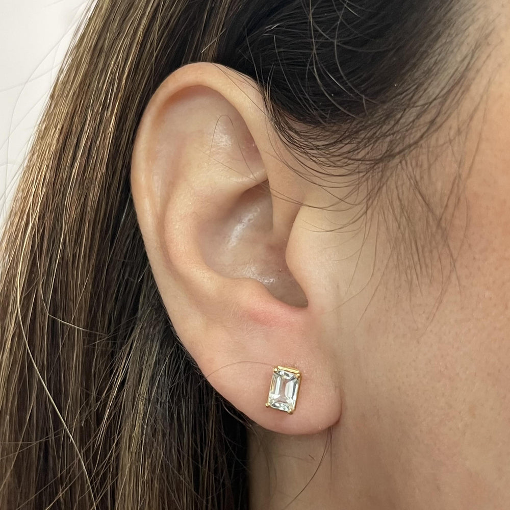 14K Yellow Gold Aquamarine Stud Earrings