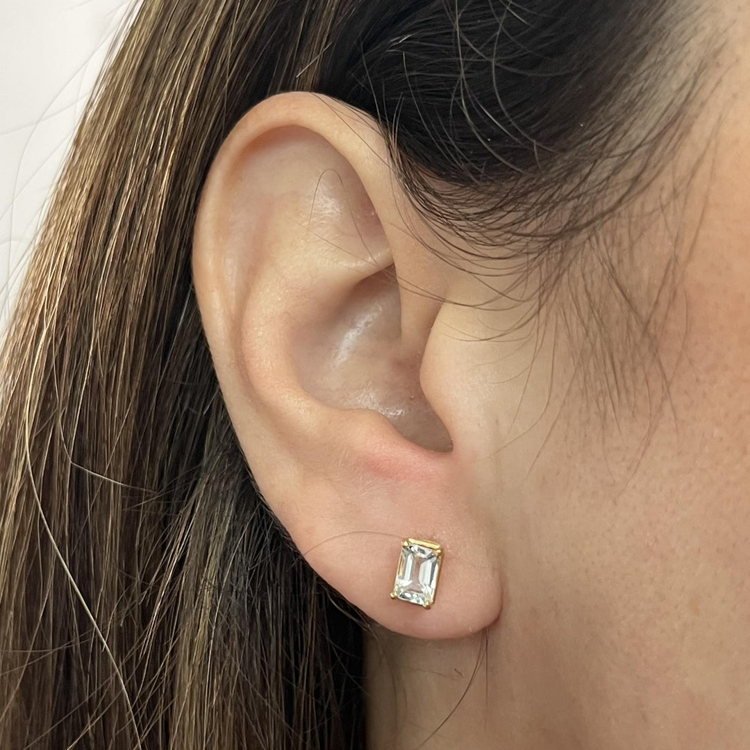 14K Yellow Gold Aquamarine Stud Earrings