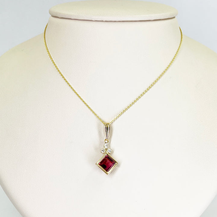 14K Yellow Gold Garnet & Diamond Pendant