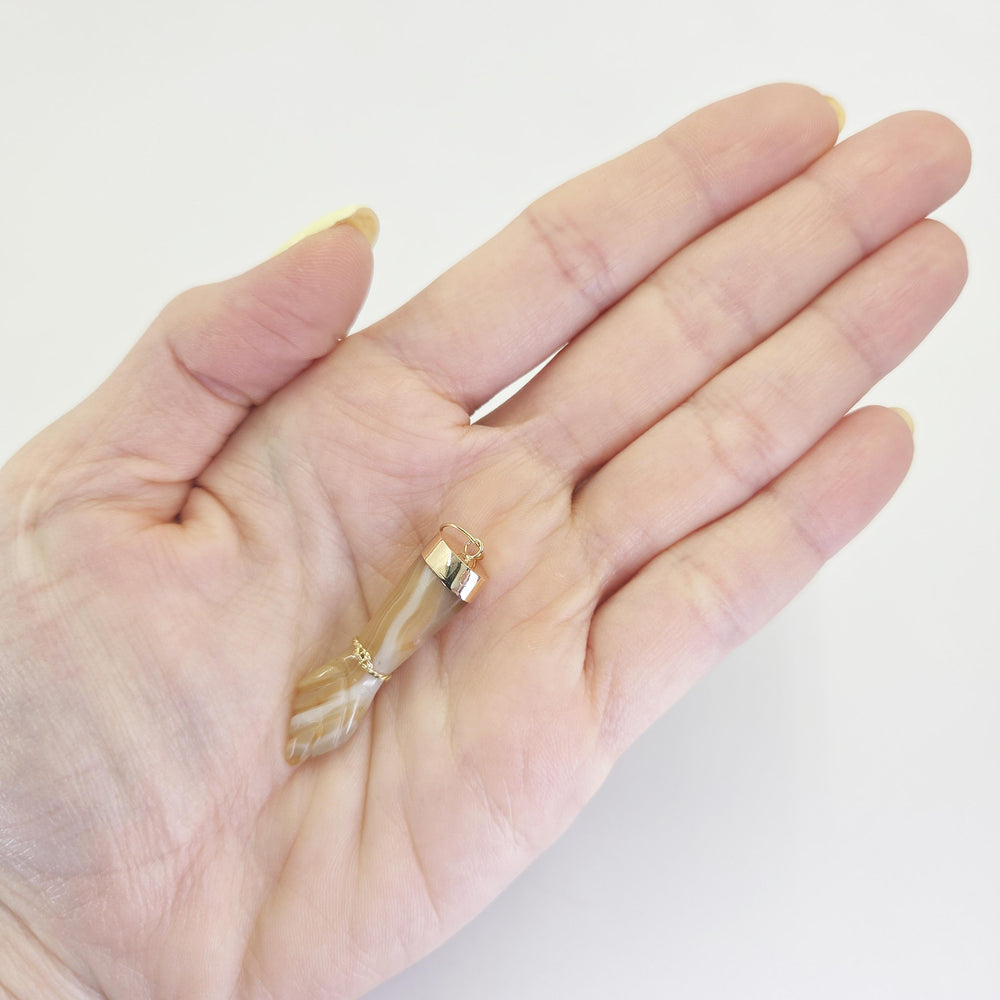 14K Yellow Gold Mano Figa Charm with Carved Agate