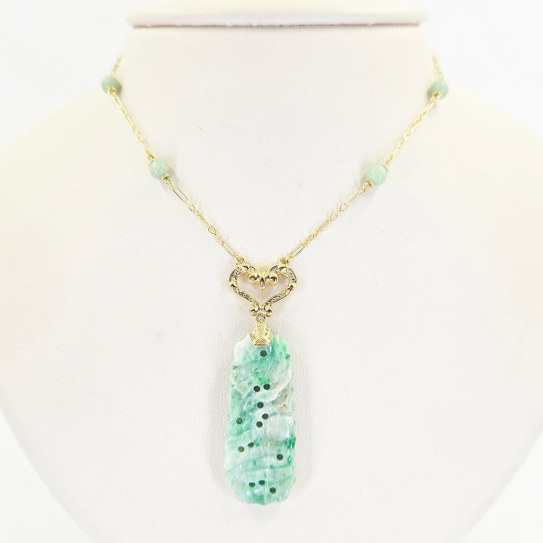 16K Yellow Gold Carved Jade Pendant Necklace
