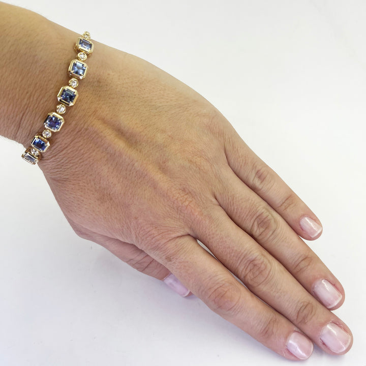 14K Yellow Gold Cornflower Sapphire & Diamond Bracelet