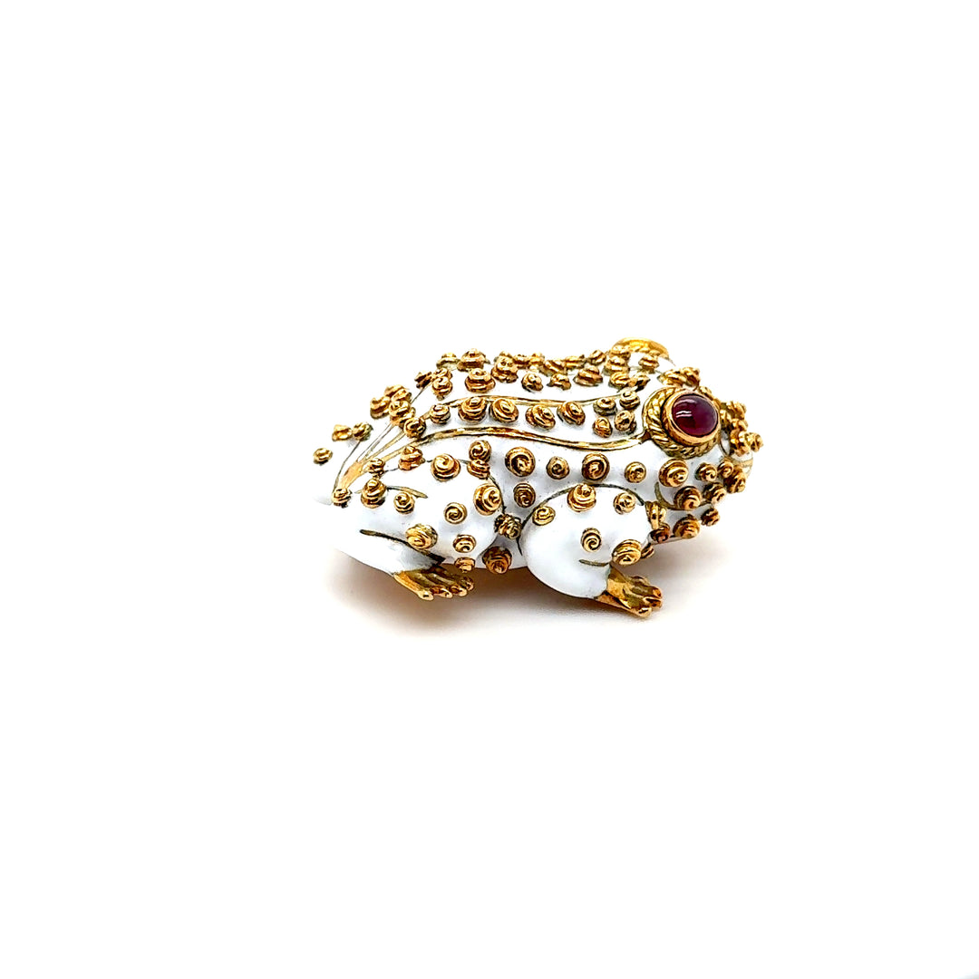 1960s David Webb 18K Yellow Gold Frog Brooch