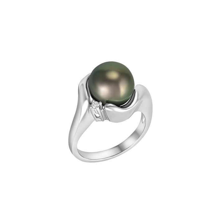 Tahitian Cultured Pearl and Diamond Ring