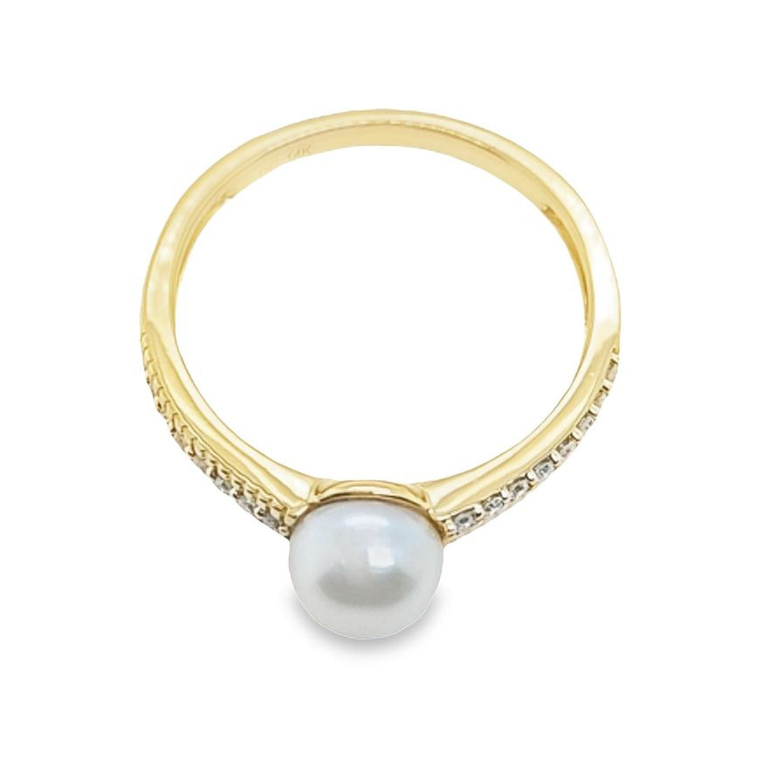 Pearl and Diamond Ring