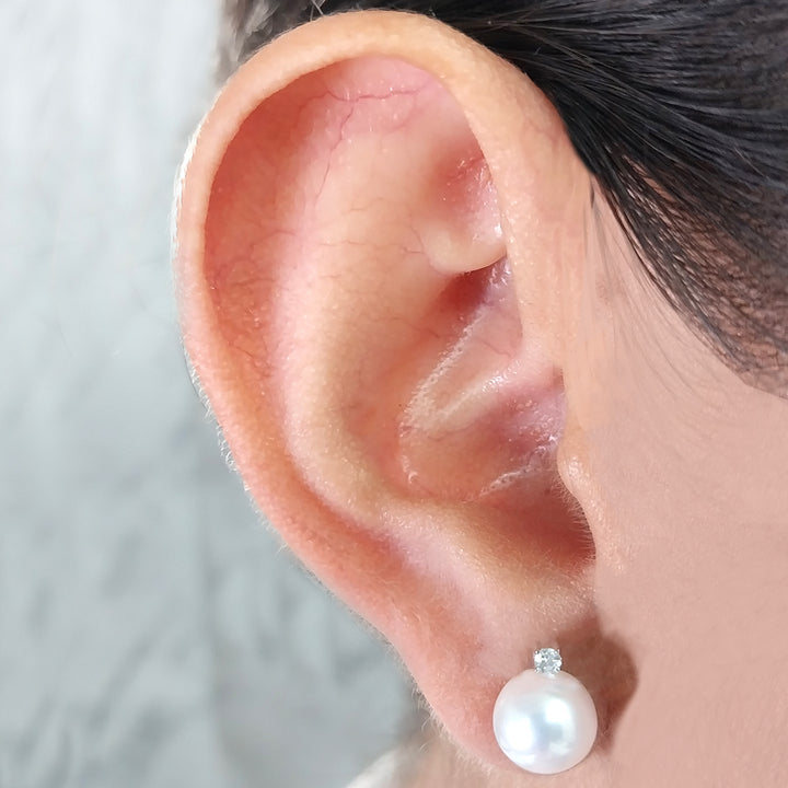 Pearl and Diamond Stud Earrrings