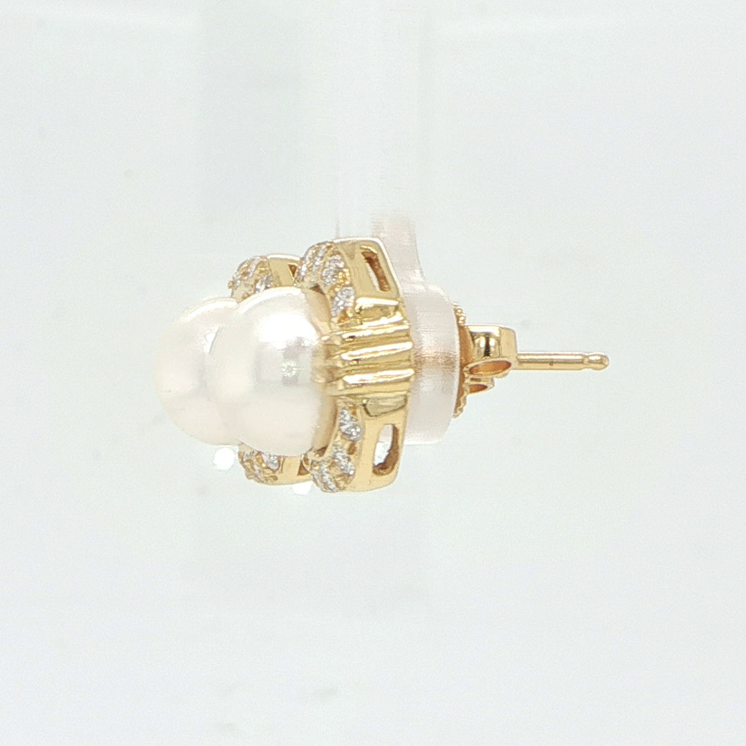18K Yellow Gold Pearl & Diamond Stud Earrings