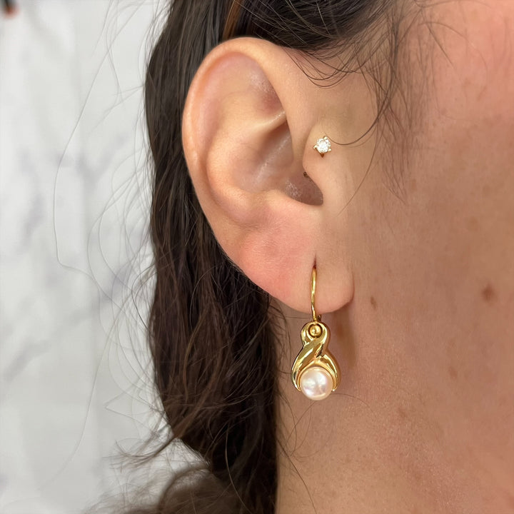 14K Yellow Gold Cultured Pearl Leverback Earrings