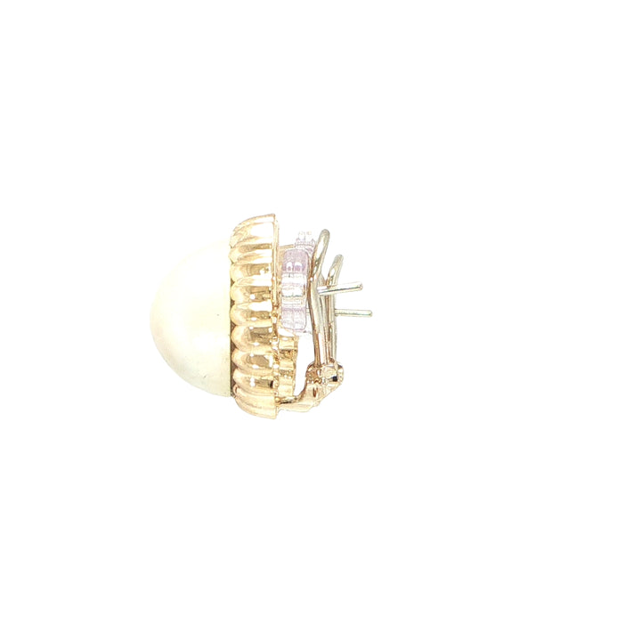 14K Yellow Gold Mabe Pearl Stud Earrings