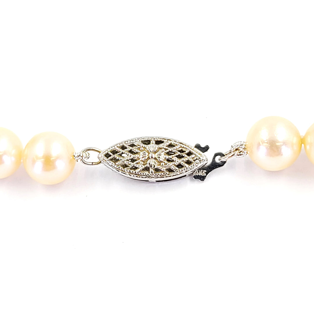 Cultured Pearl Necklace