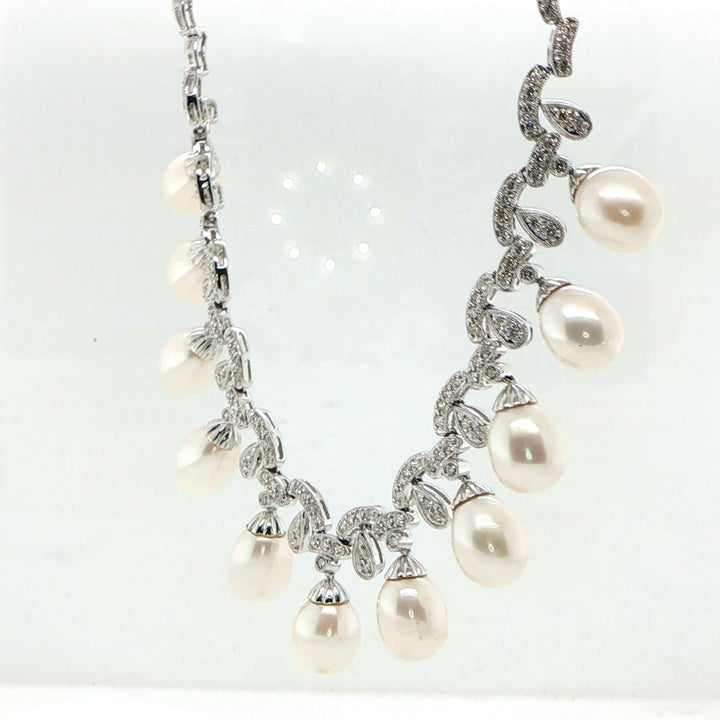 18K White Gold Pearl Diamond Necklace