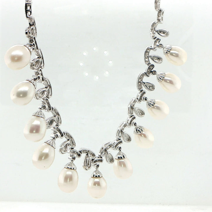 18K White Gold Pearl Diamond Necklace