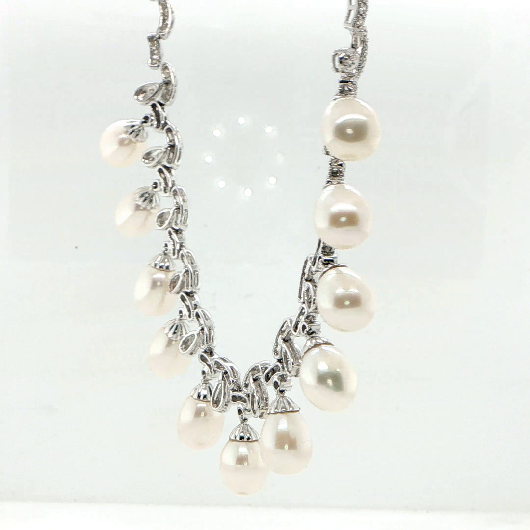 18K White Gold Pearl Diamond Necklace